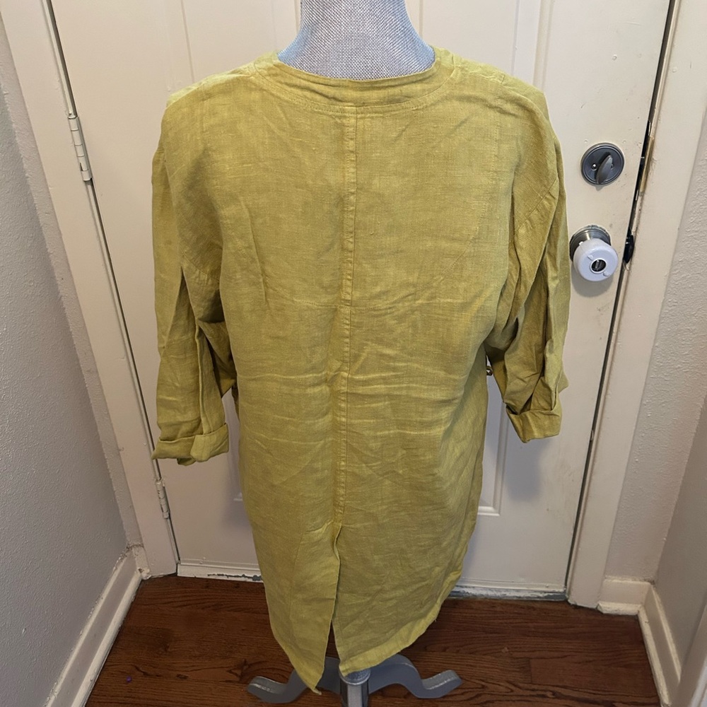 Mustard Linen Button-Up Top - Picture 2 of 3